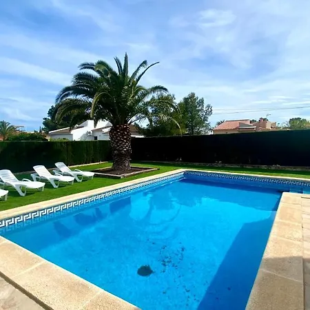 Palmera Villa Calafat